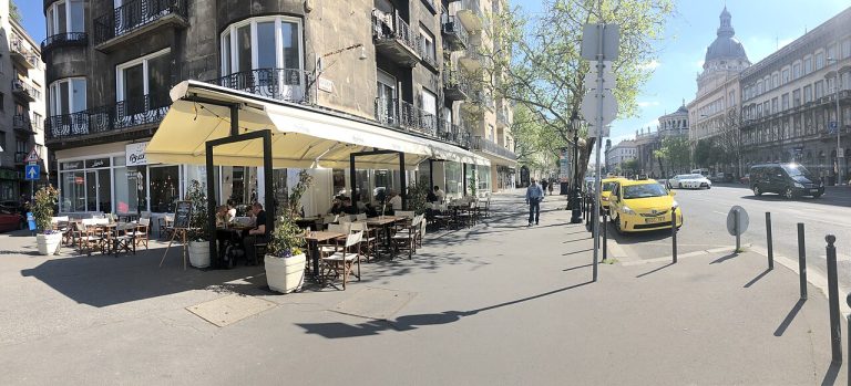 Het Wijnlokaal — restaurant in Sneek